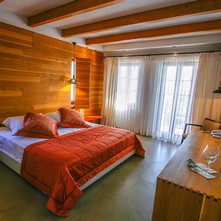 Bertiz, And Restaurant