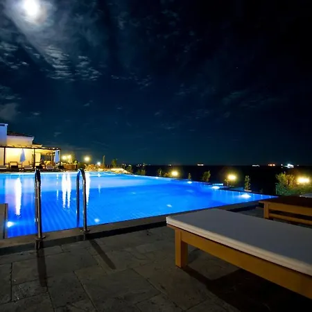 Bertiz, And Restaurant 리조트 보즈자아다